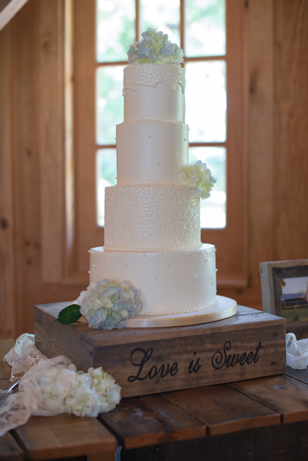 Redbud Hall wedding photo, Texas Old Town Wedding, texas hill country,Texas Hill Country Photographer, Texas Hill Country wedding 