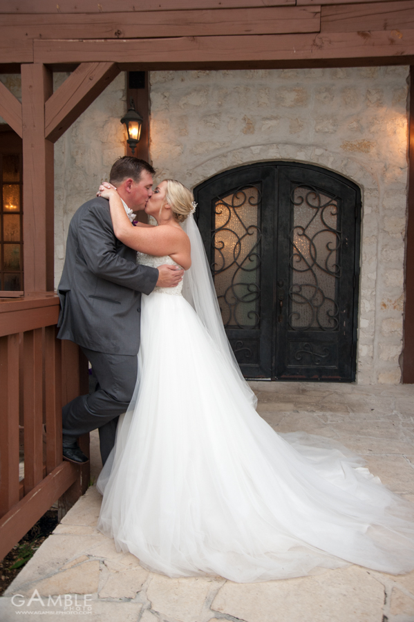 Stone Hall wedding photo,Texas Old Town wedding, texas hill country,Texas Hill Country Photographer, Texas Hill Country wedding 