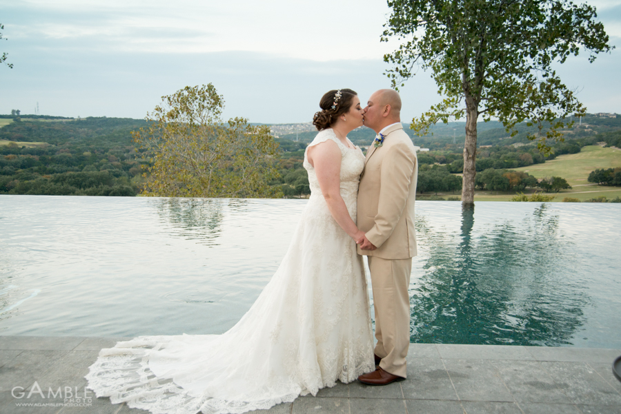 La Canteria wedding photo,San Antonio wedding, texas hill country,Texas Hill Country Photographer, Texas Hill Country wedding 