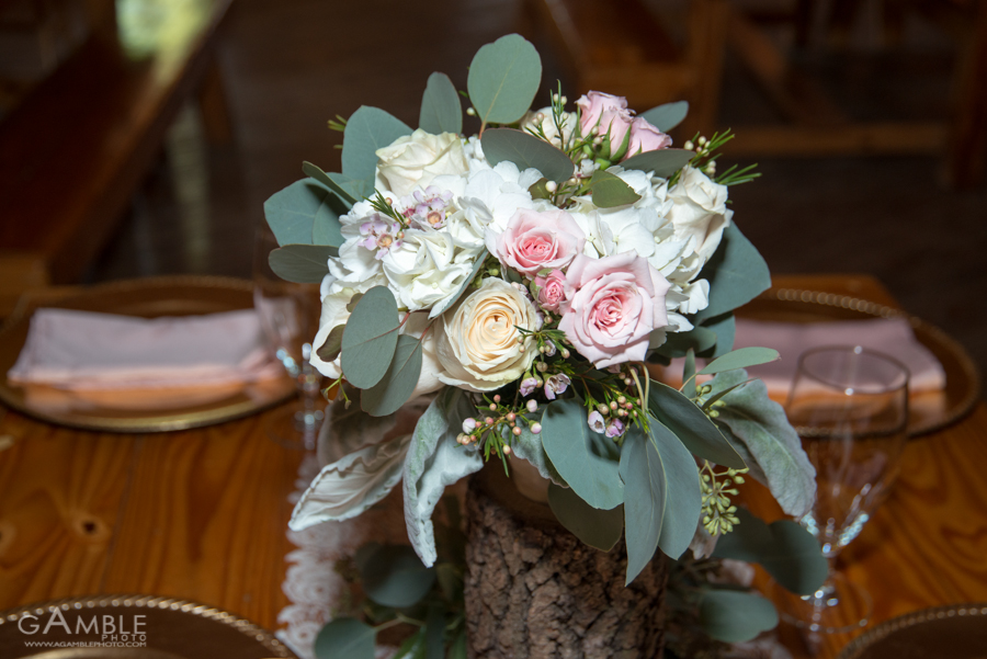 Tejas Hall wedding photo,Texas Old Town wedding, texas hill country,Texas Hill Country Photographer, Texas Hill Country wedding 