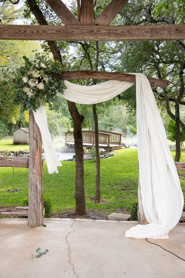 Tejas Hall wedding photo, Texas Old Town Wedding,texas hill country,Texas Hill Country Photographer, Texas Hill Country wedding 