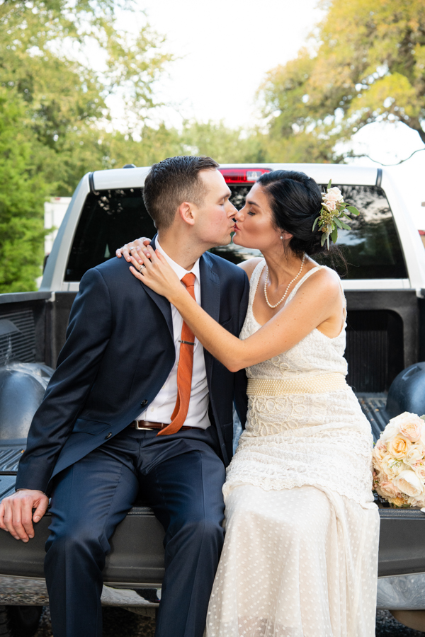 Tejas Hall wedding photo, Texas Old Town Wedding,texas hill country,Texas Hill Country Photographer, Texas Hill Country wedding 