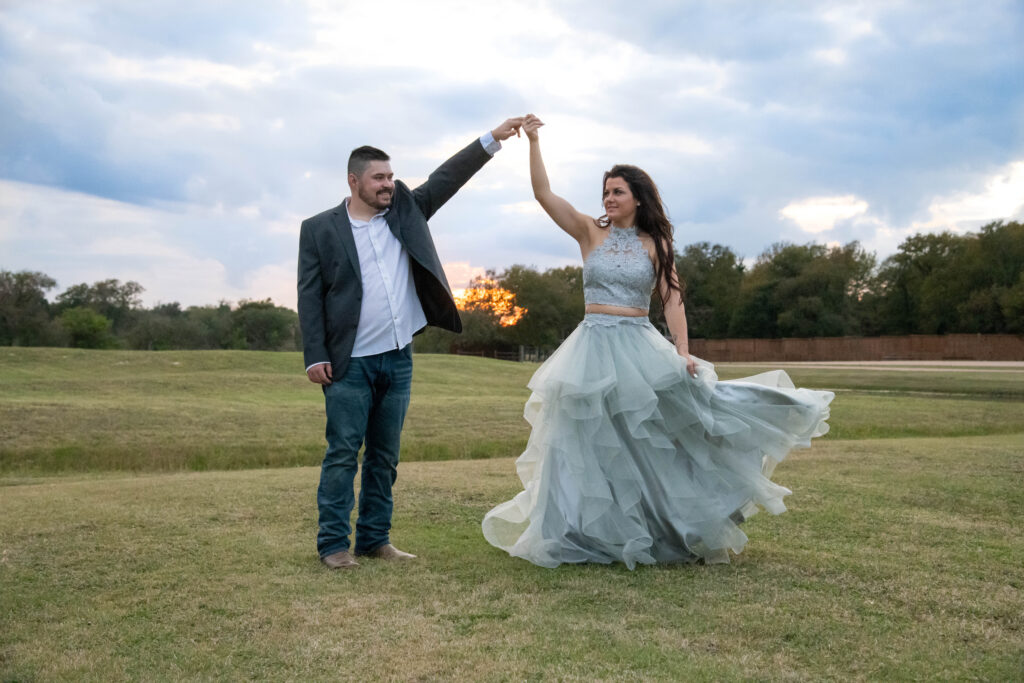 engagement photo, sunset, field, Texas Hill Country