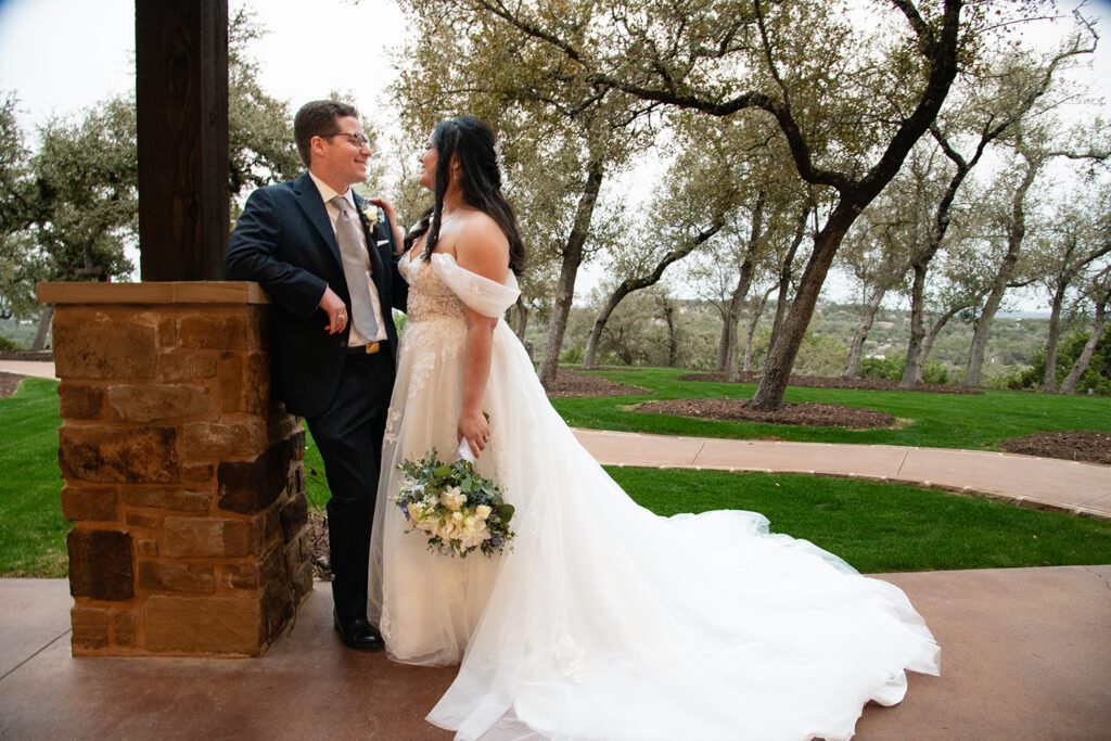 bride and groom wedding photo, Candlewood Ridge wedding photo,Texas Hill Country Photographer, Texas Hill Country wedding 